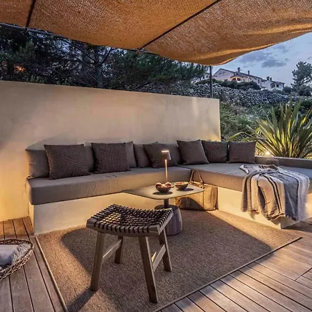 Amber St. Martin 말리로시니